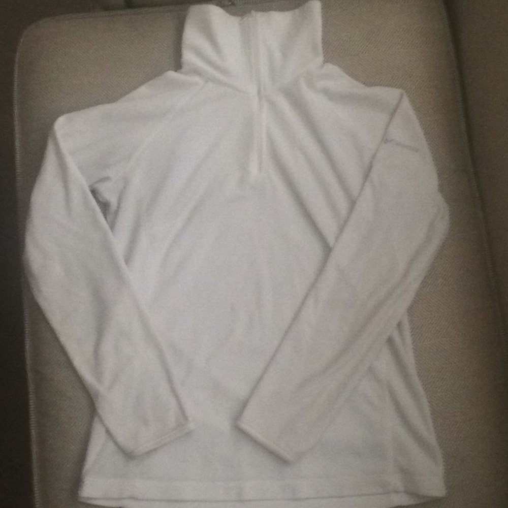 Columbia white sweatshirt